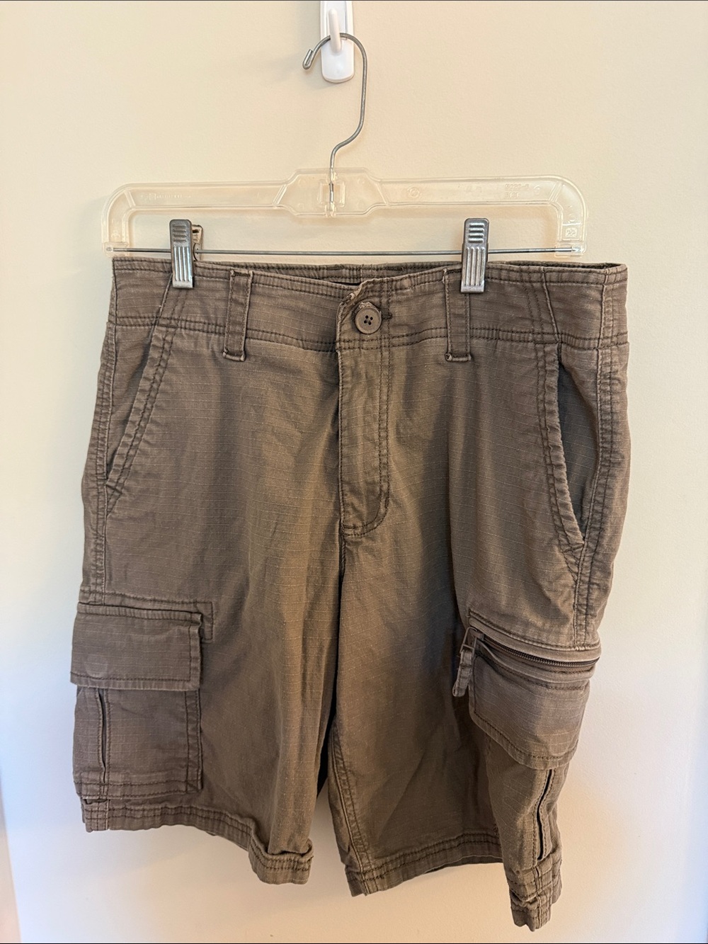 Sonoma Men's Olive Cargo Shorts with Navy Waistband